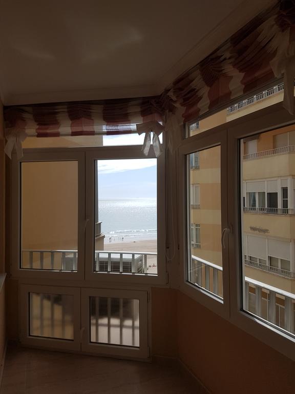 Brisas Cayetano Apartment Cadiz Luaran gambar